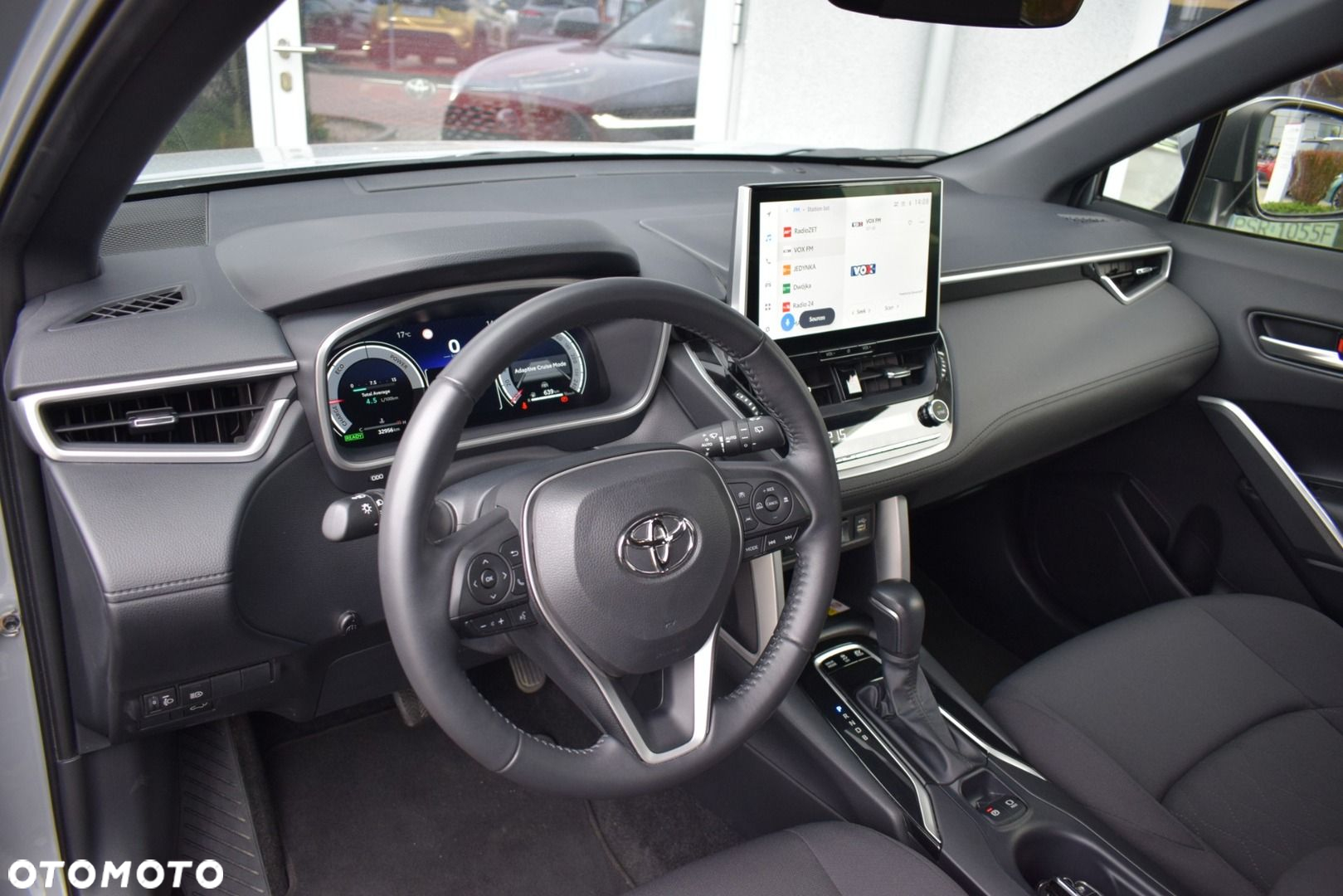 Toyota Corolla Cross - 12