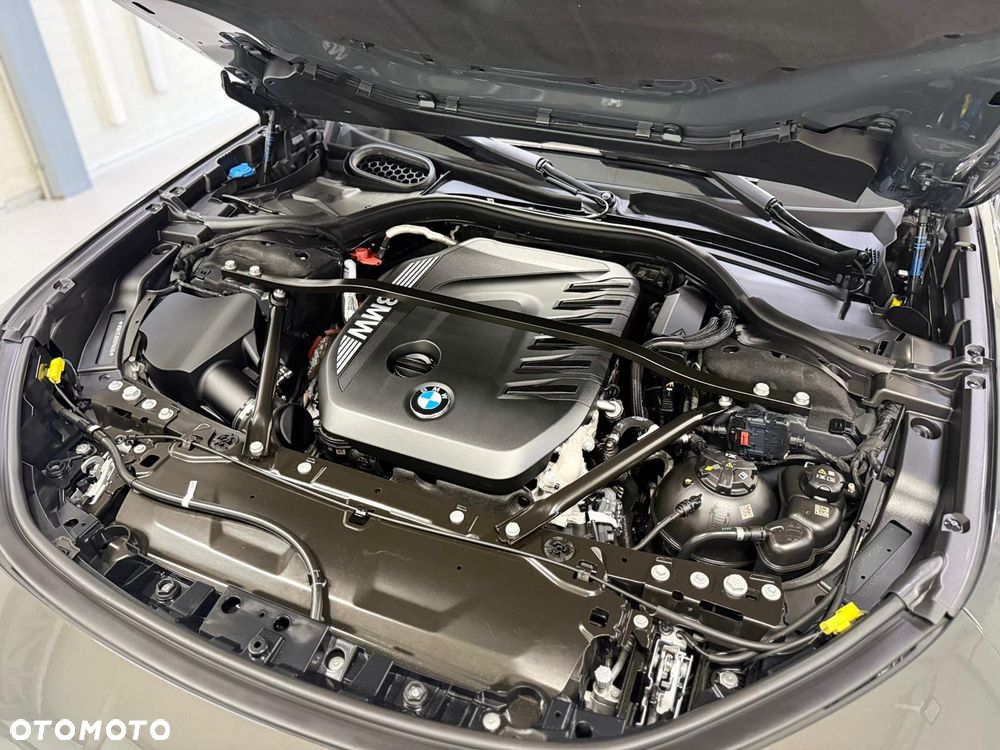 BMW Seria 7 730d mHEV - 18