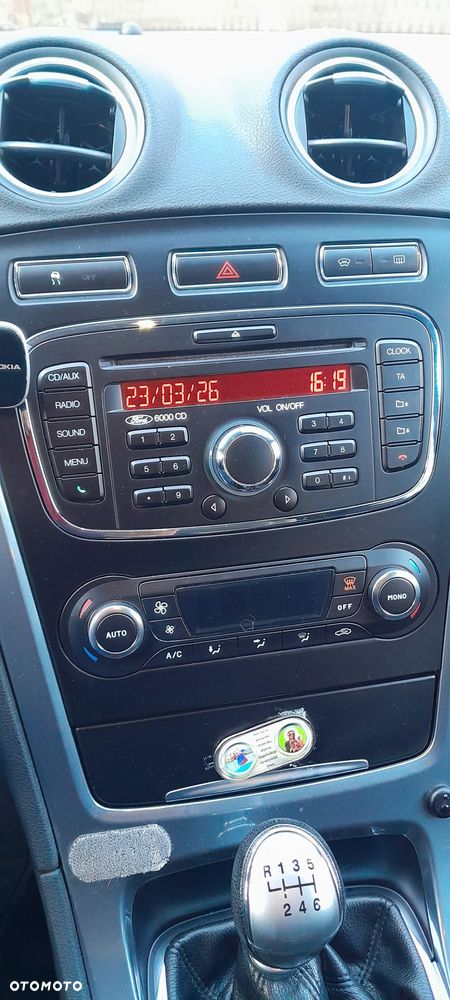 Ford Mondeo 2.0 TDCi Ambiente - 5