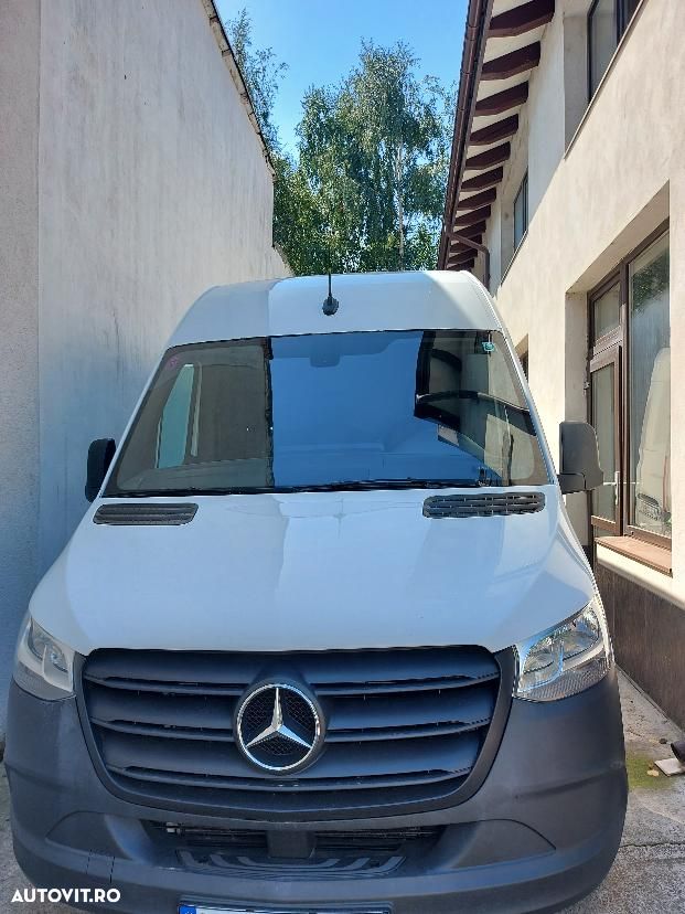 Mercedes-Benz SPRINTER L2H1 - 1