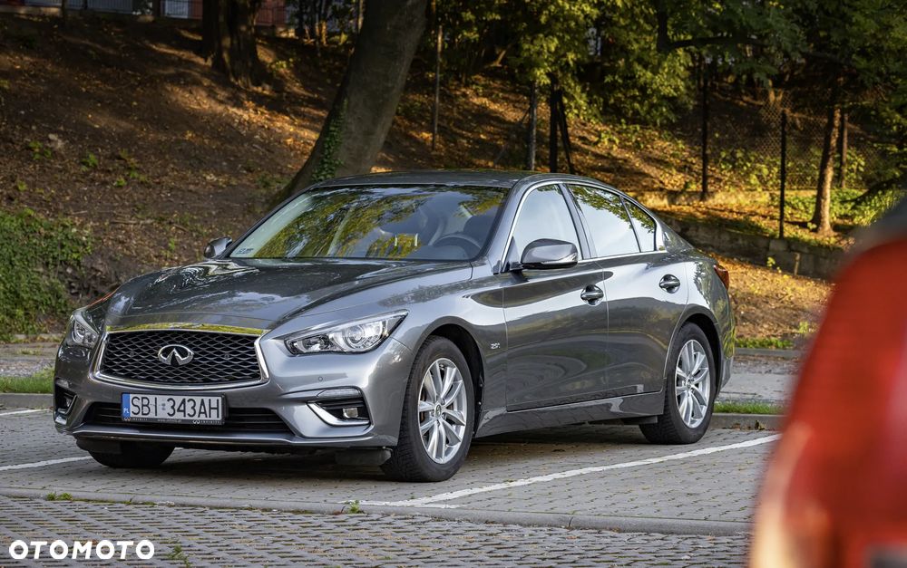 Infiniti Q50 2.0t Premium EU6 - 17