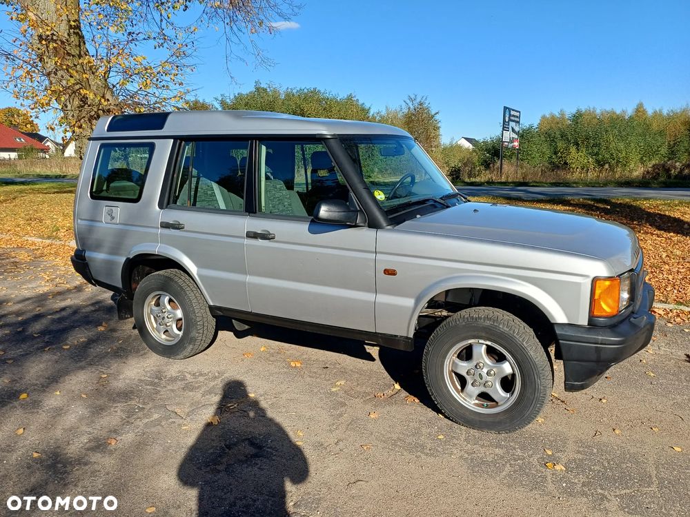 Land Rover Discovery - 4