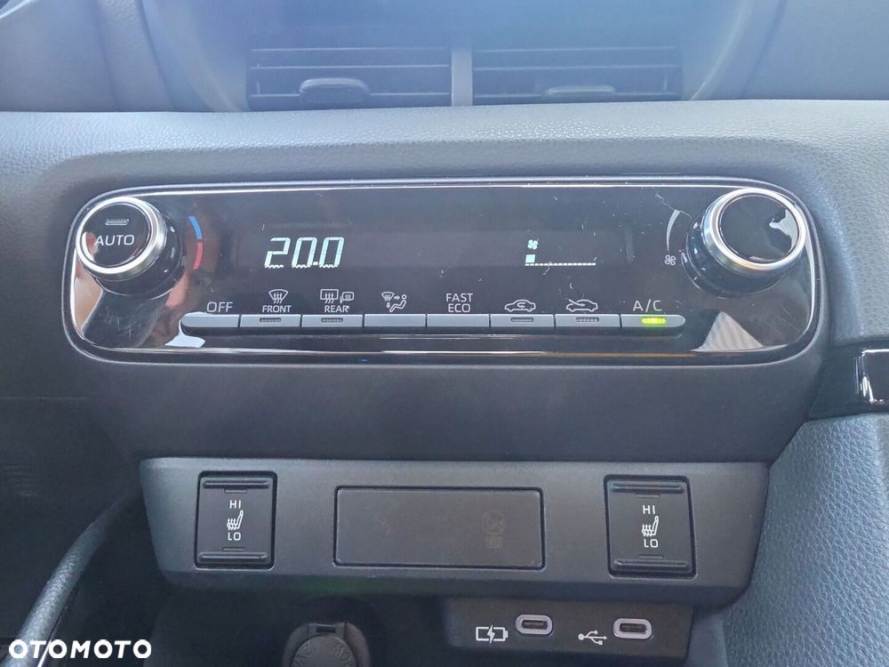 Toyota Yaris Hybrid 1.5 Style - 19