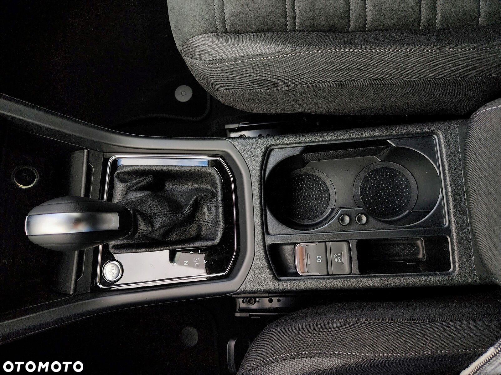 Volkswagen Touran - 17