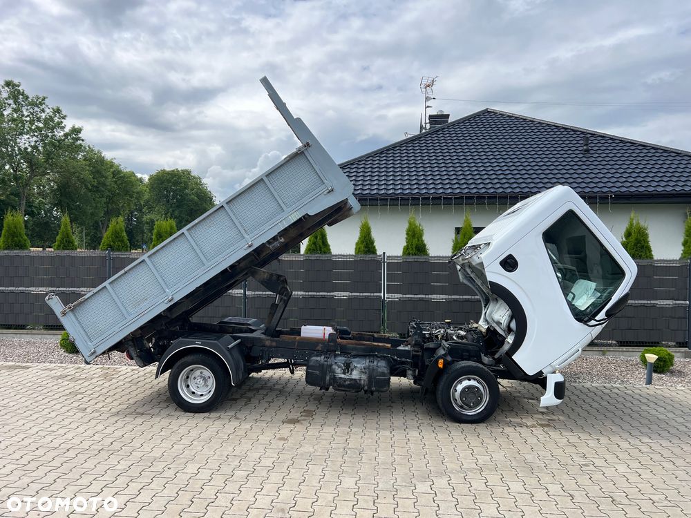 Renault Maxity - 35
