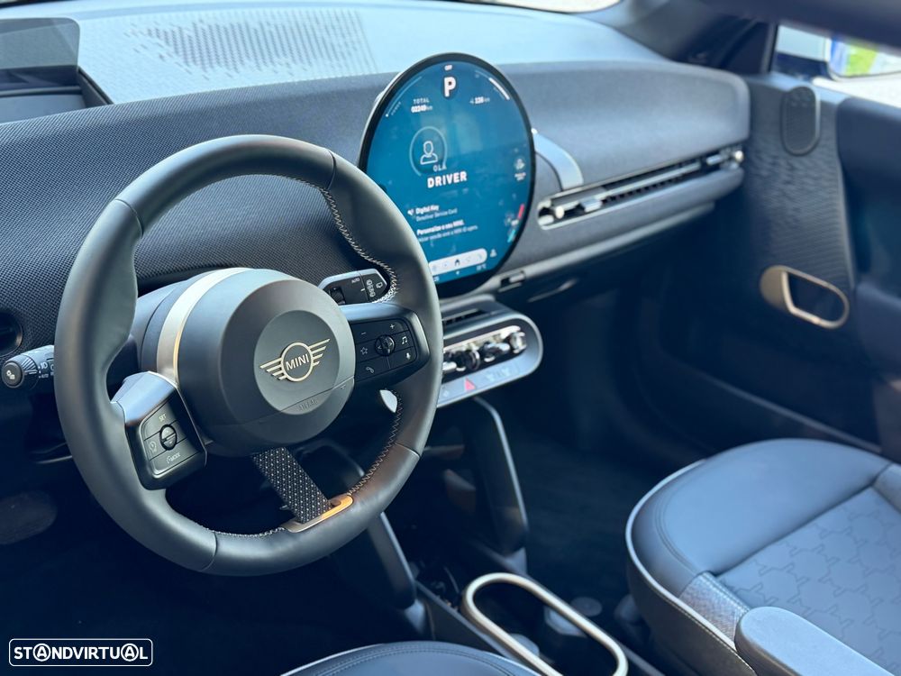 MINI 3 Portas Cooper E Favoured - 23