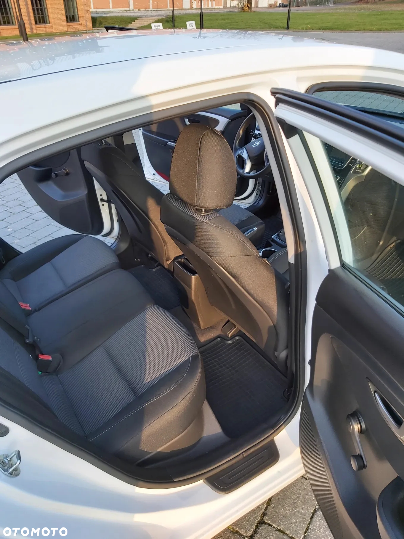 Hyundai i30 1.4 CRDi Comfort - 11