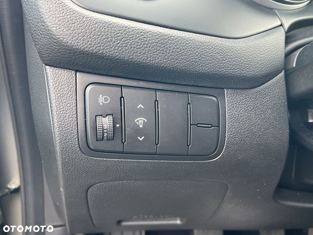 Kia Ceed - 14