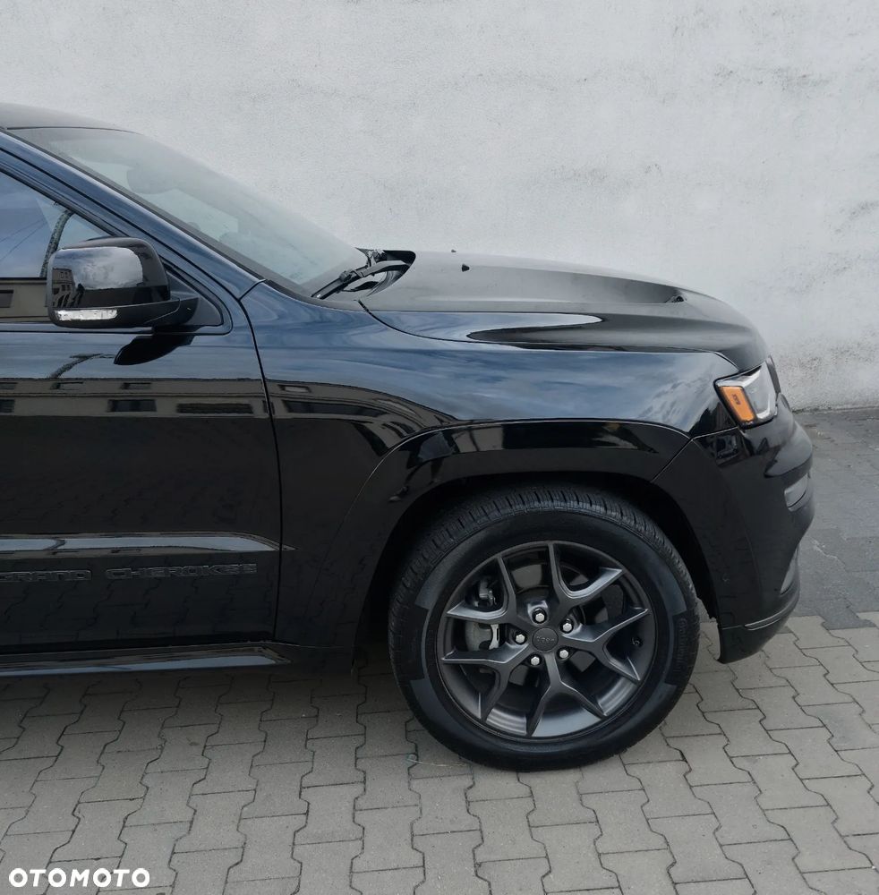 Jeep Grand Cherokee 5.7 V8 HEMI 4WD Automatik S - 25