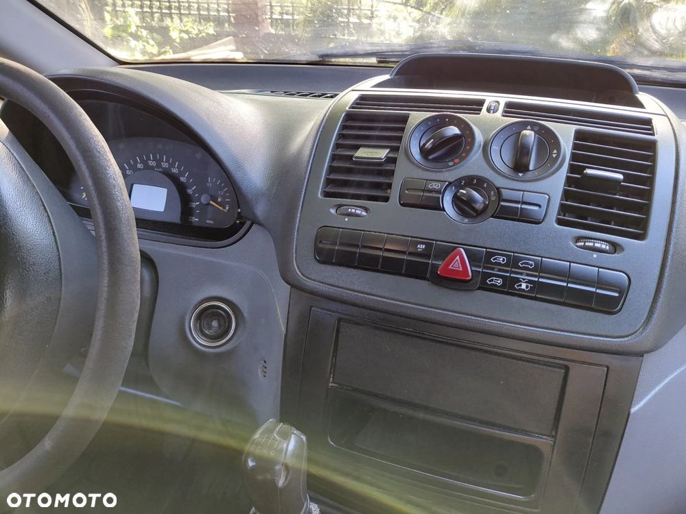 Mercedes-Benz Vito - 2