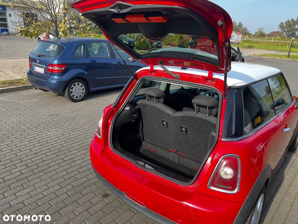 MINI Cooper Standard - 4