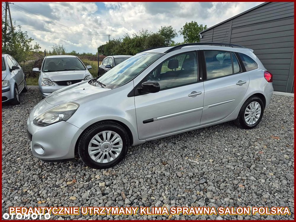 Renault Clio - 1