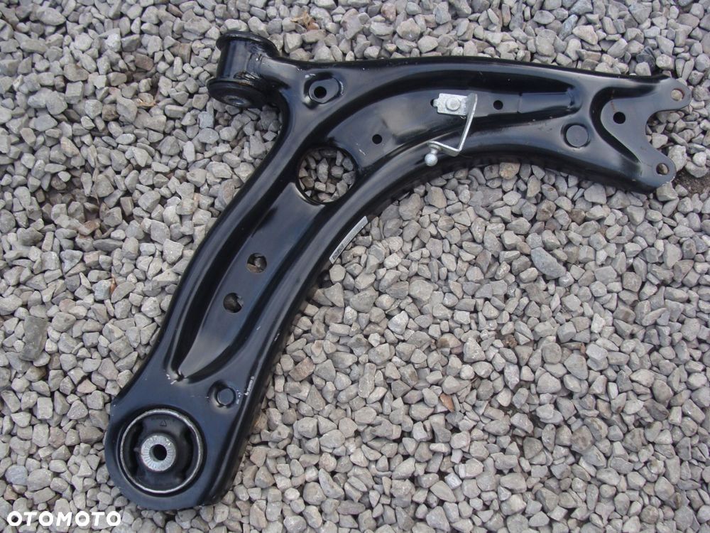 wahacz prawy golf vii t-roc a3 5q0407152r !!! - 1