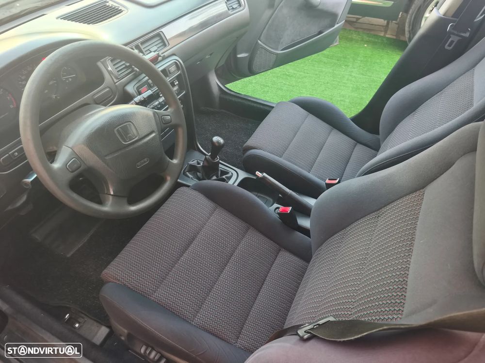 Honda Civic 1.5i LS - 10