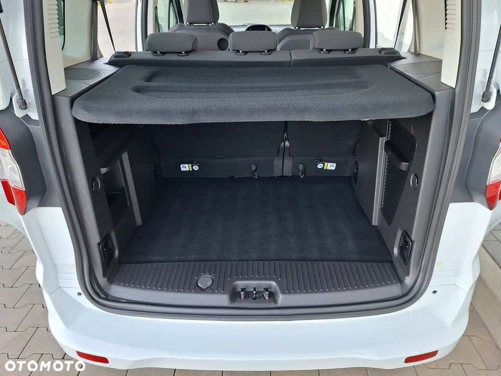 Ford Tourneo Courier 1.5 TDCi Trend - 31