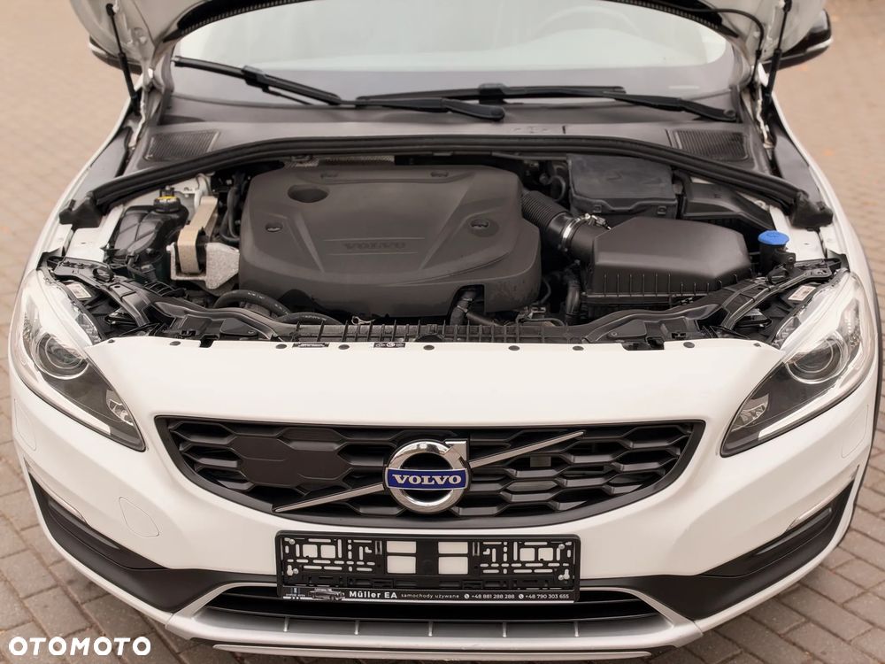 Volvo V60 Cross Country D3 Drive-E Summum - 39