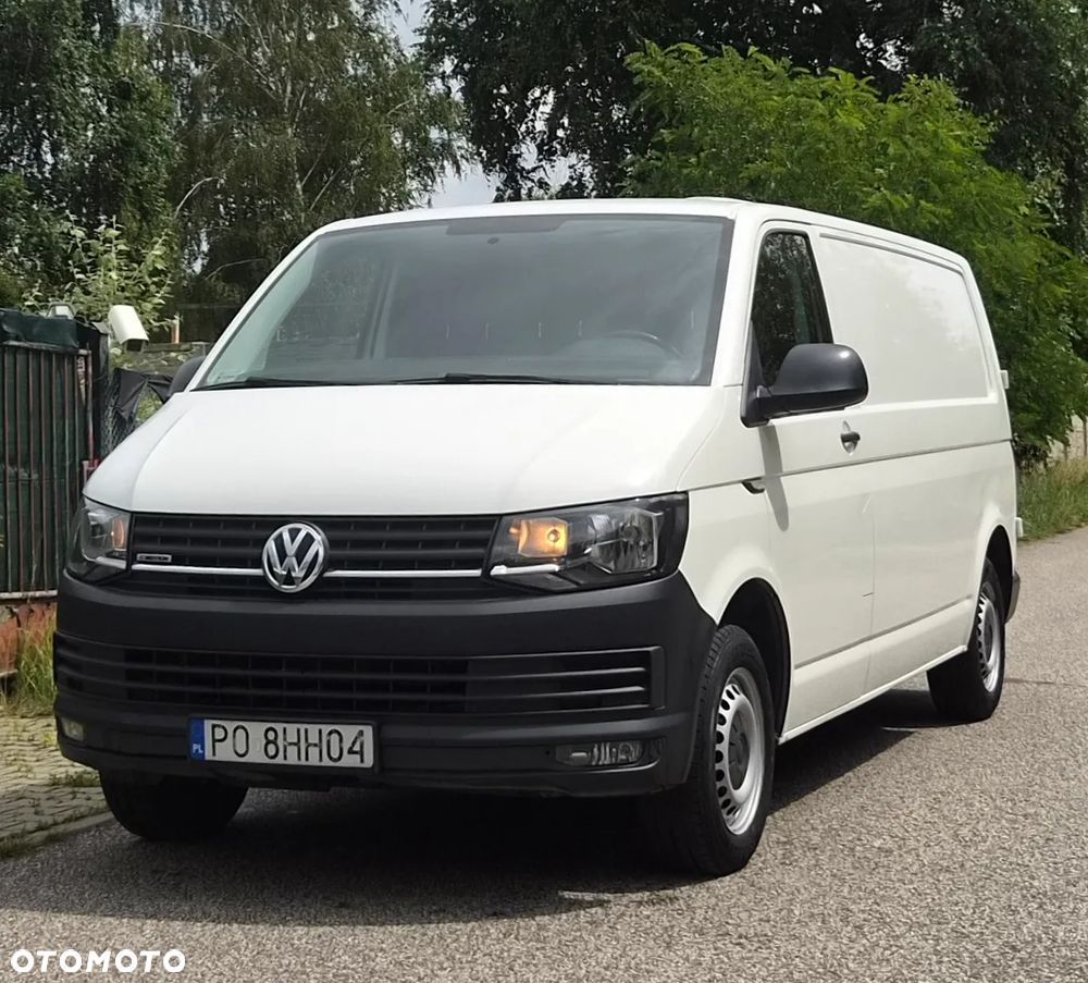 Volkswagen Transporter - 1