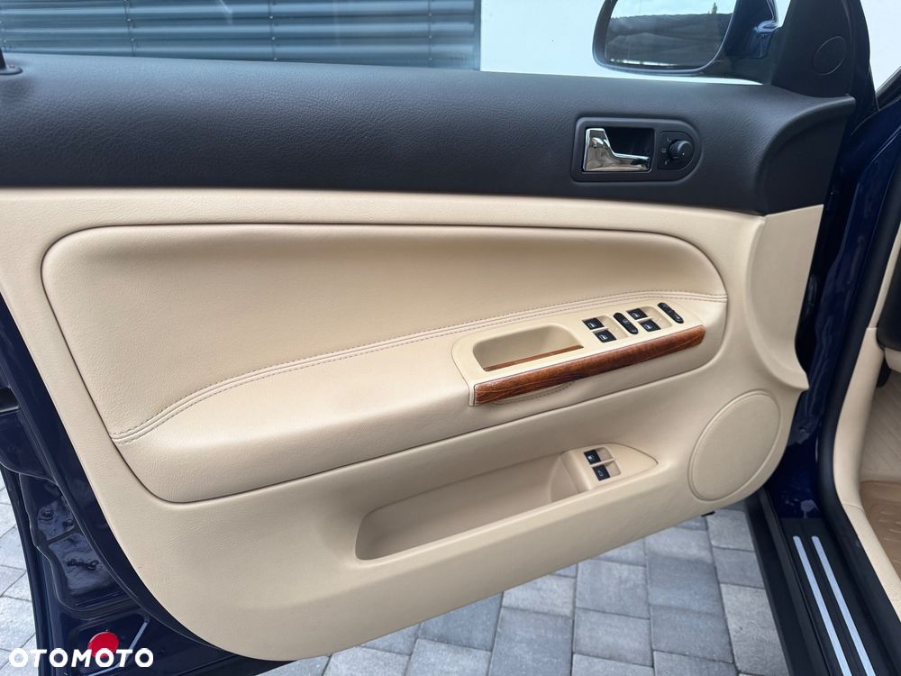 Volkswagen Passat 2.0 Exclusive - 15