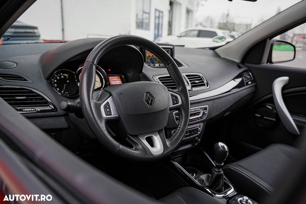 Renault Megane Grandtour ENERGY TCe 115 Start & Stop Bose Edition - 10