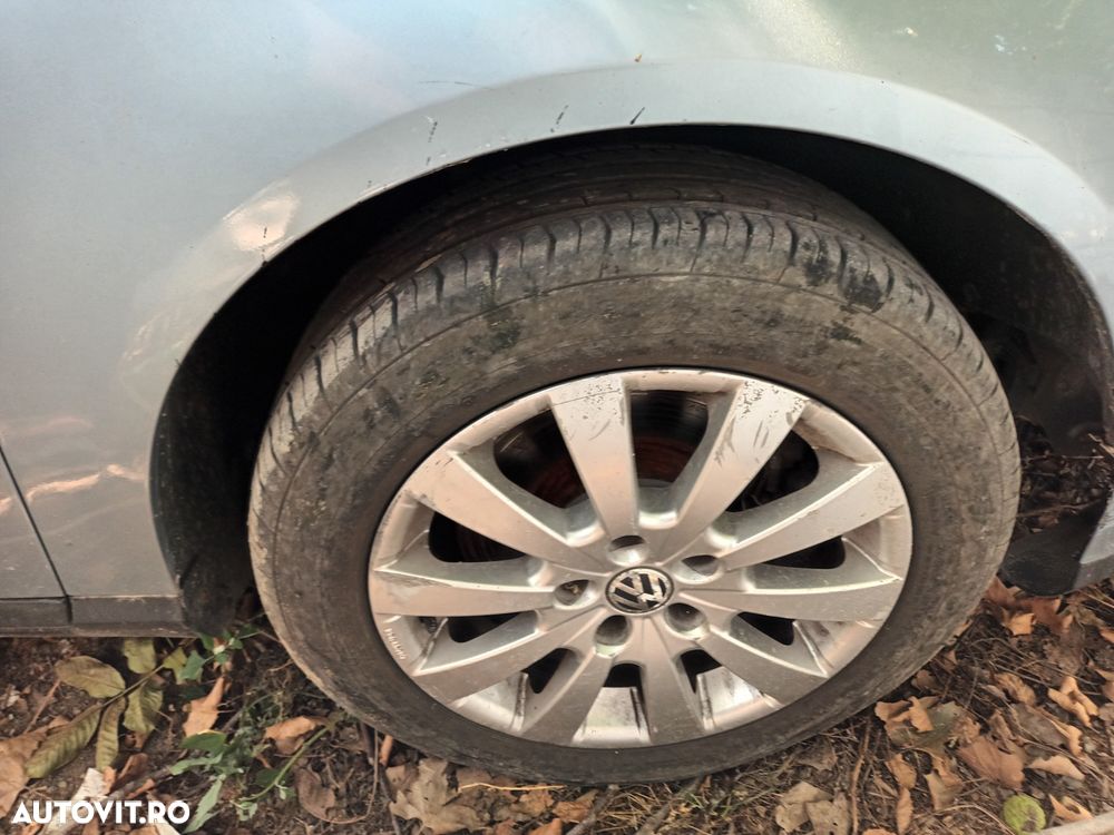 Dezmembrari  VW PASSAT B6  2005  > 2010 2.0 TDI Motorina - 12