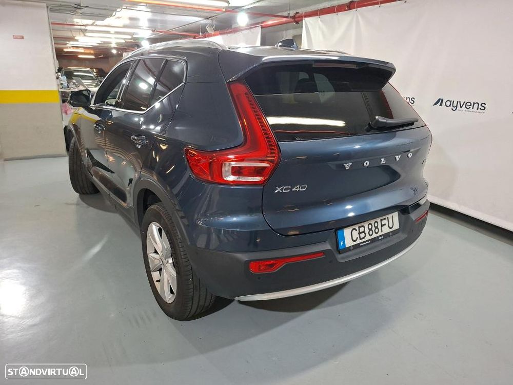 Volvo XC 40 2.0 B3 Core - 3