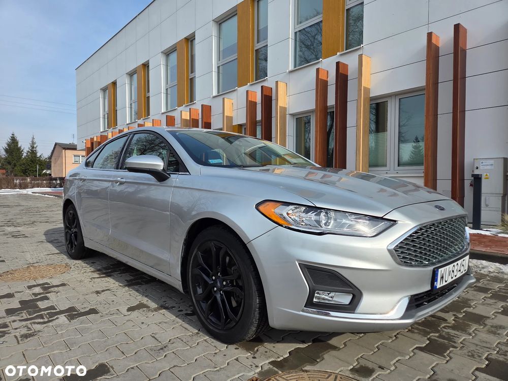Ford Fusion - 4