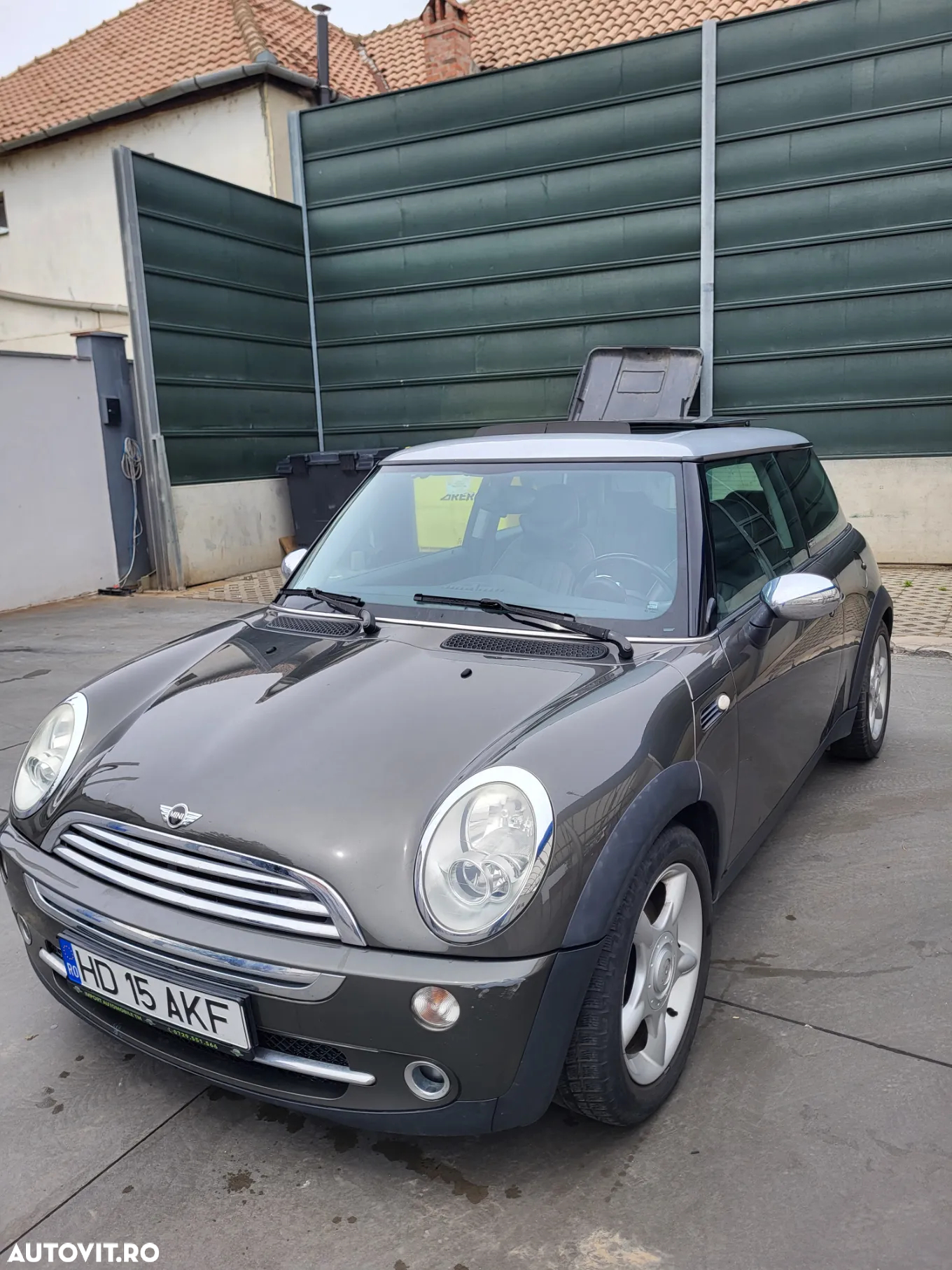Mini Cooper Cabrio - 2