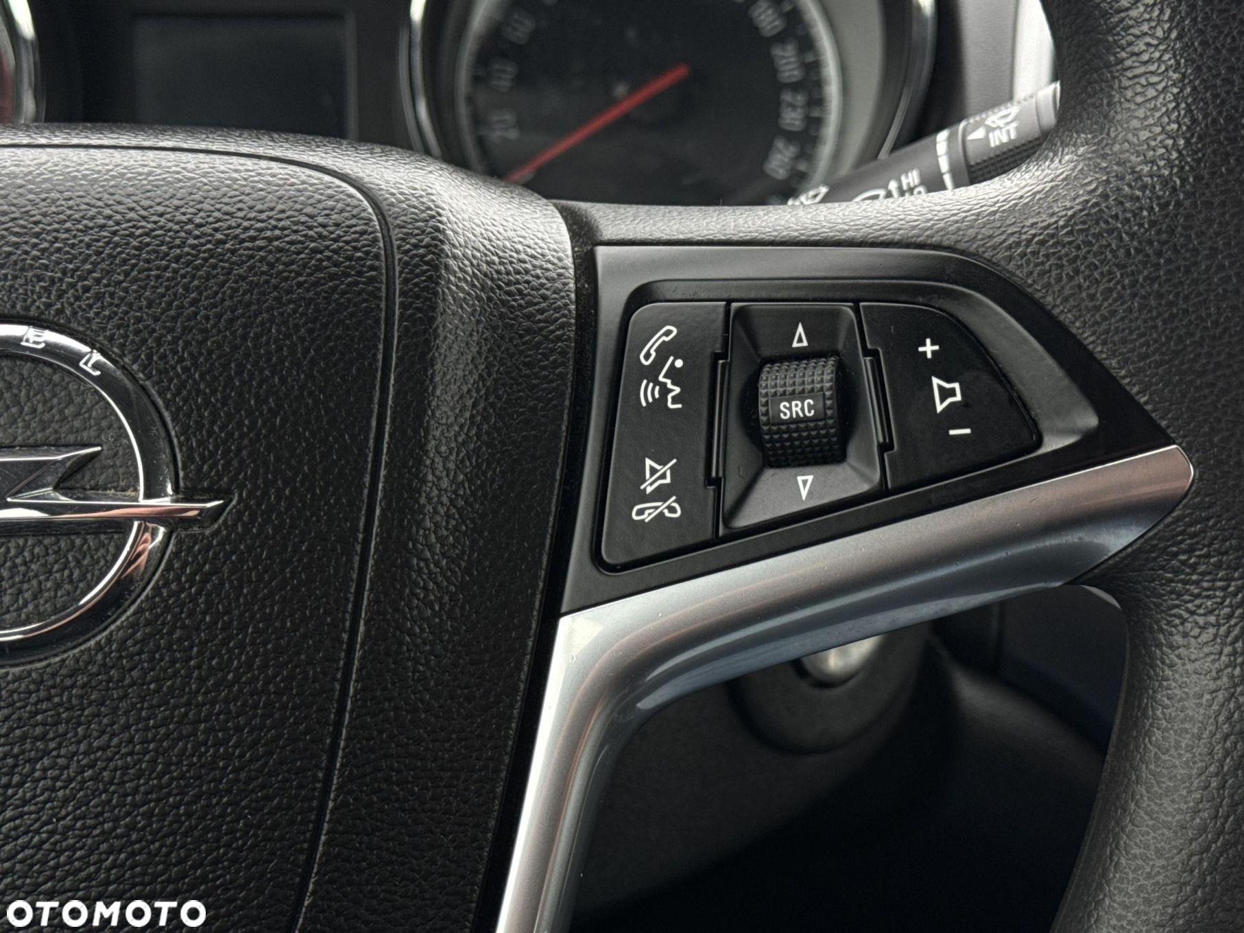Opel Astra - 18