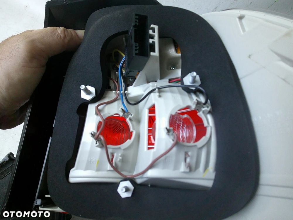 bmw 5 e61 lampa tył lewa tylna nowa - 2