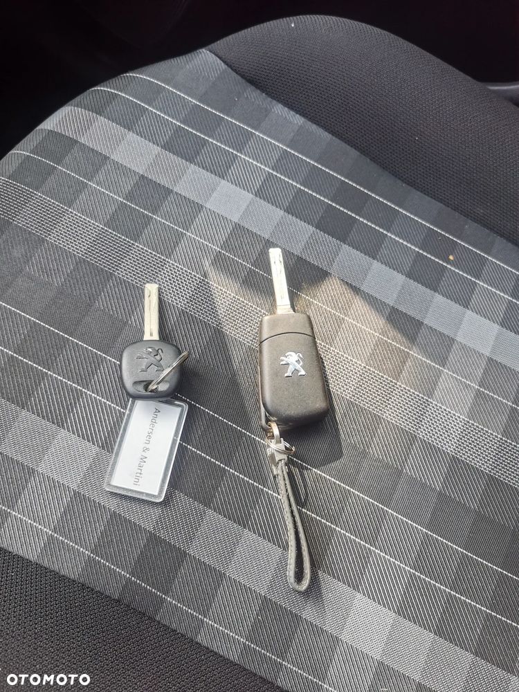 Peugeot 108 VTI 72 Stop&Start Top Active - 11