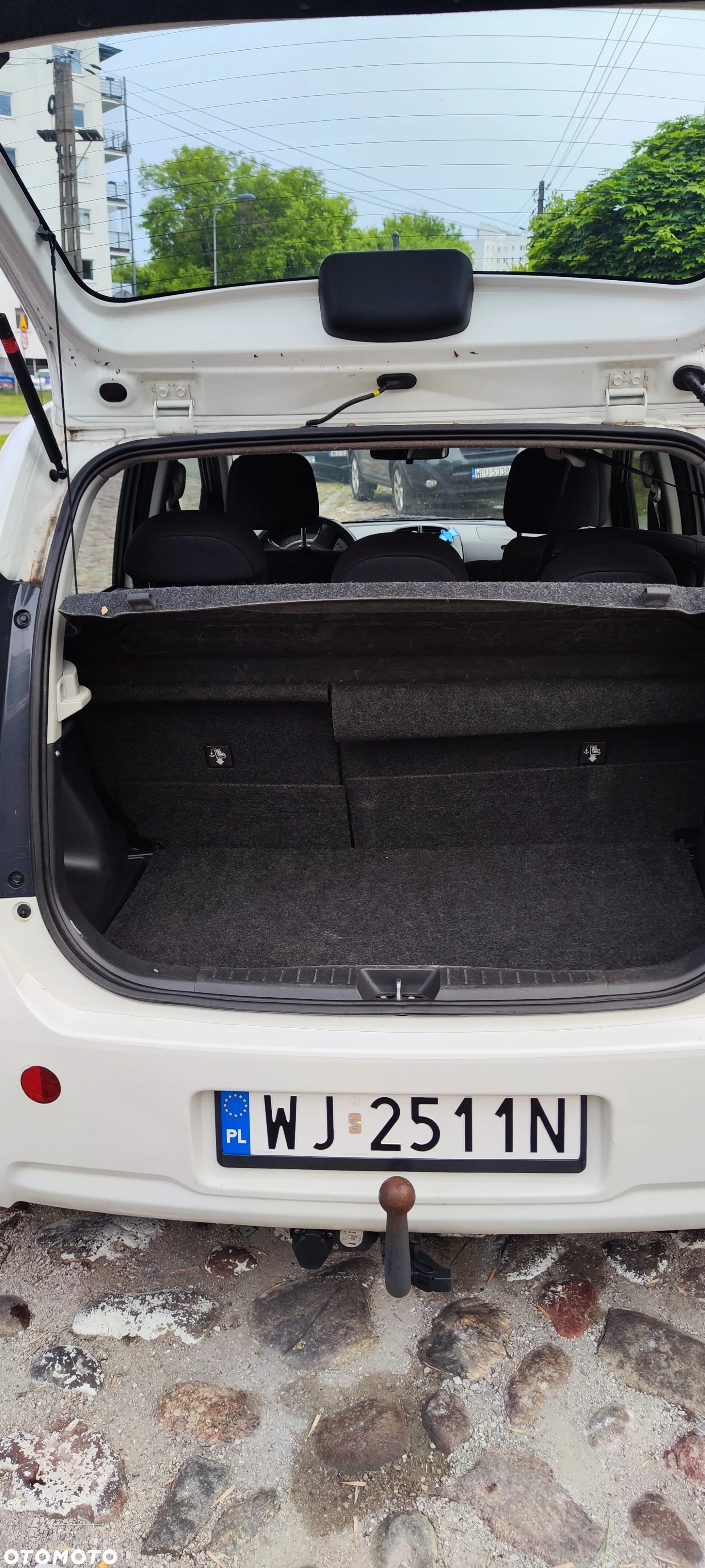 Daihatsu Sirion 1.0 - 6