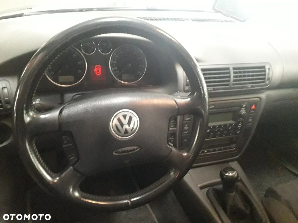 Volkswagen Passat 2.0 5V Trendline - 7
