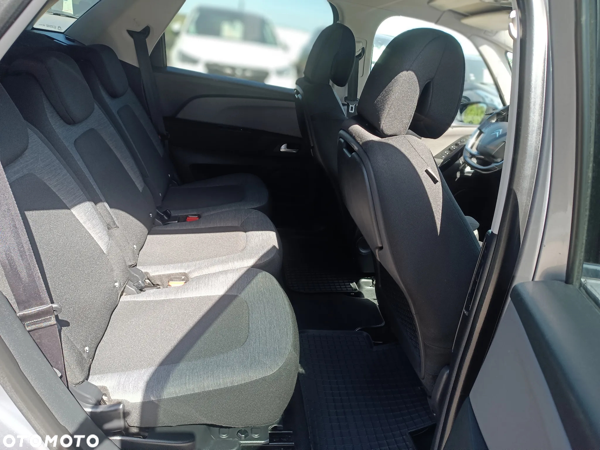 Citroën C4 Picasso PureTech 130 Stop&Start EAT6 SELECTION - 18
