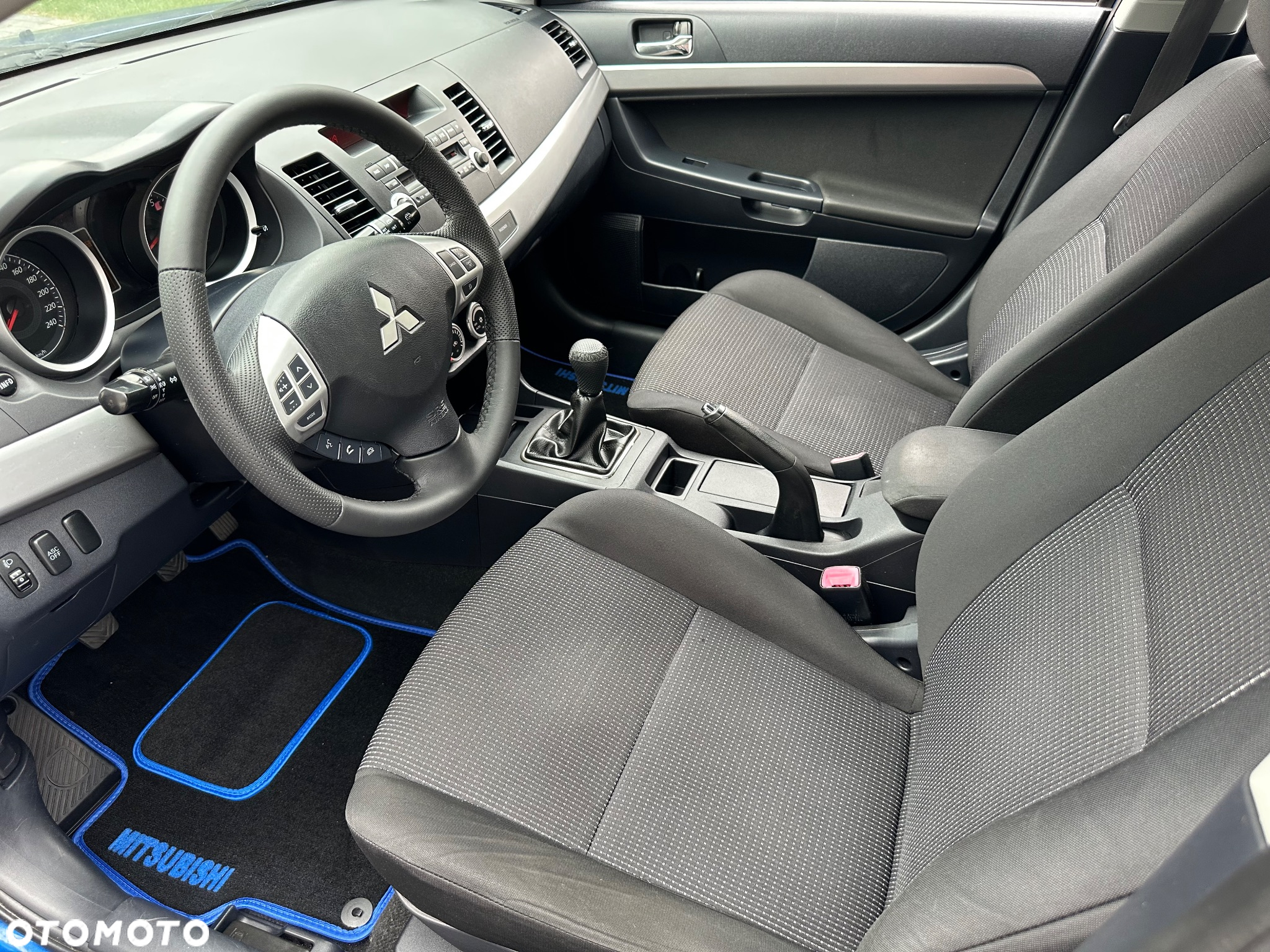 Mitsubishi Lancer 1.8 Intense - 18