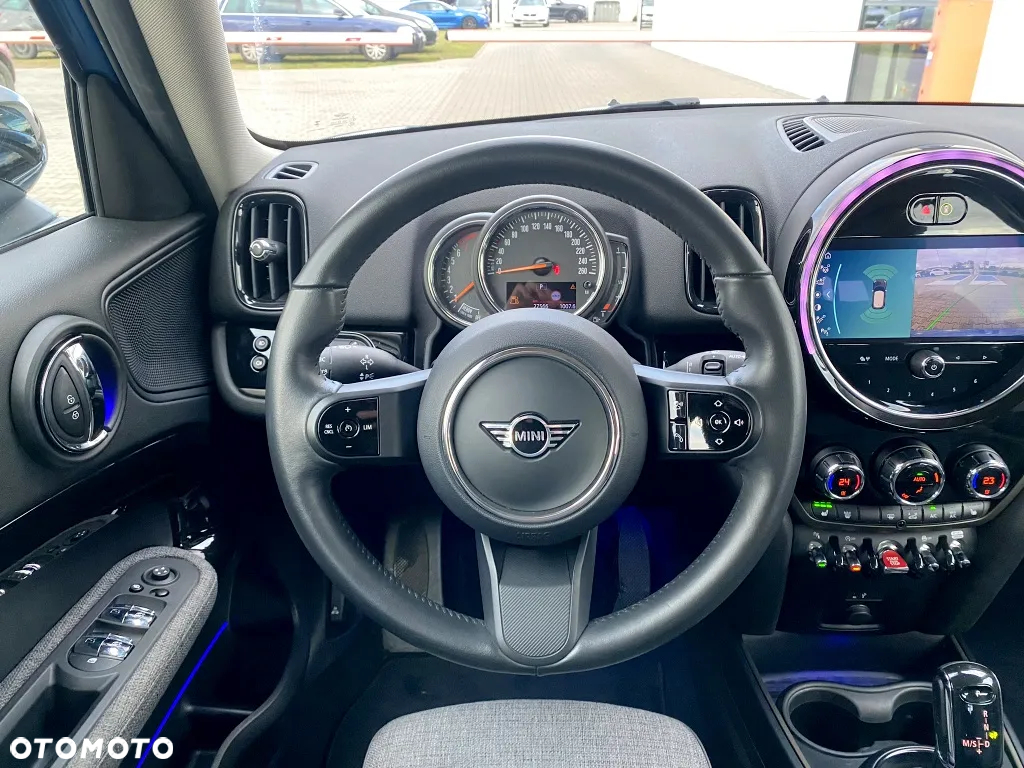 MINI Countryman Cooper Classic Trim - 14