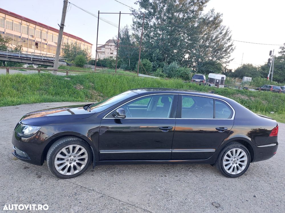 Skoda Superb 2.0 TDI Ambition - 2