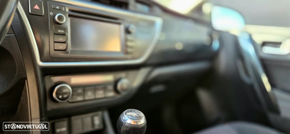 Toyota Auris Touring Sports 1.4 D-4D Com+P.Sport - 7