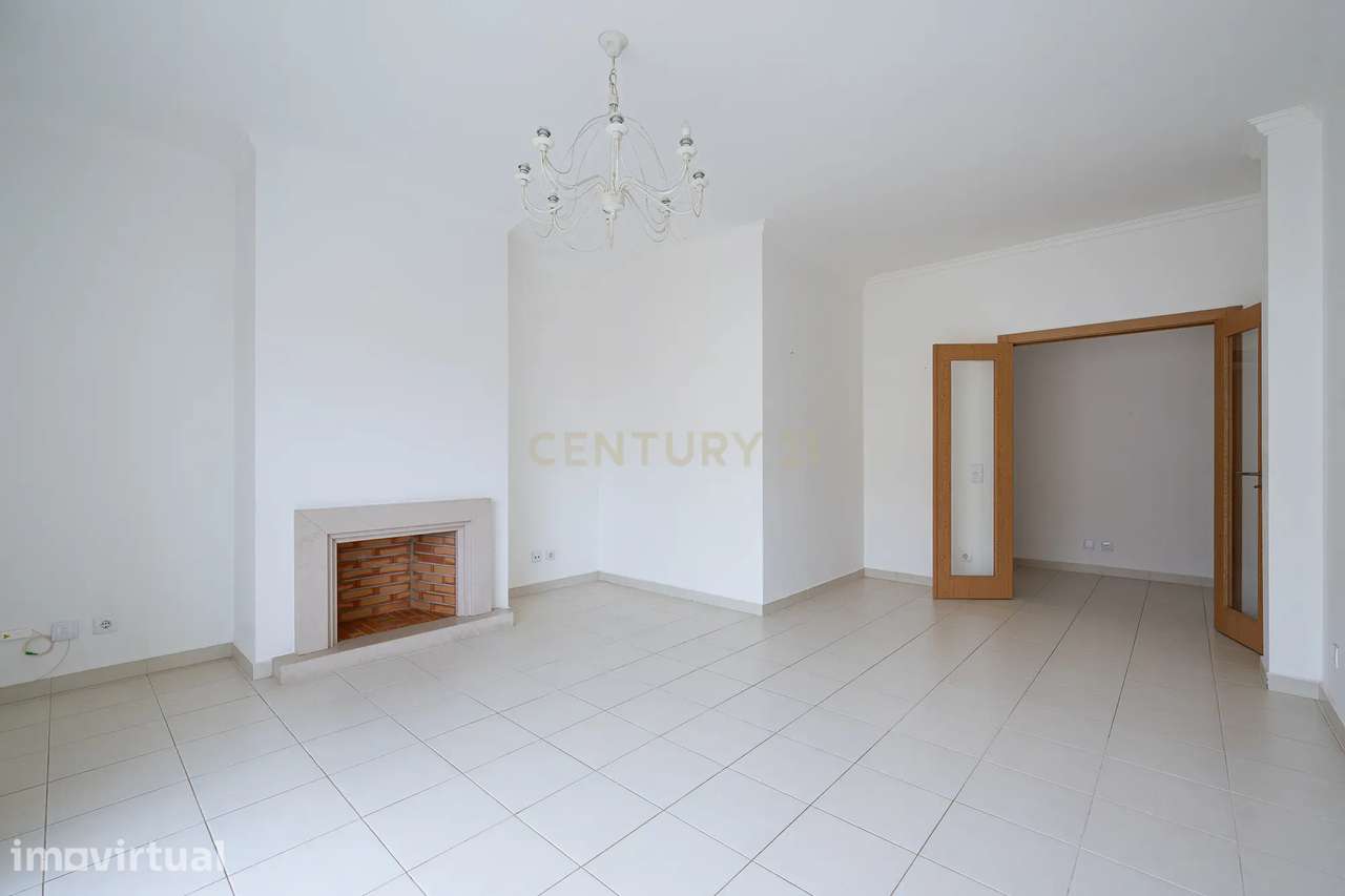 Apartamento T2 em Almeirim, Santarém - Oportunidade Única - Grande imagem: 4/28