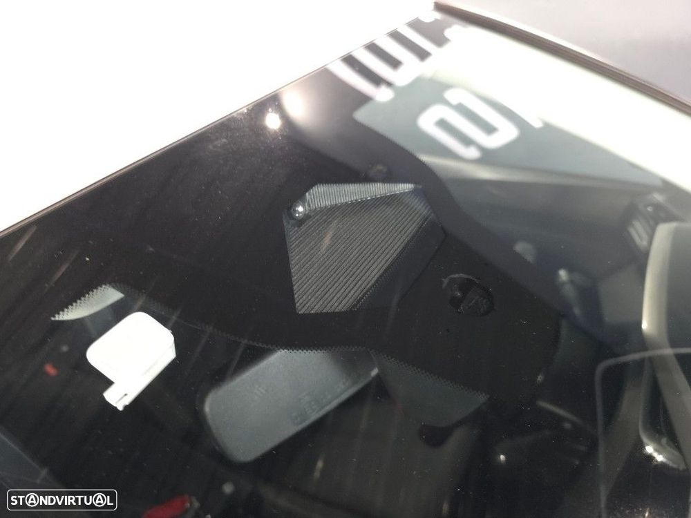 Peugeot 308 SW BlueHDi 130 EAT8 Allure - 14