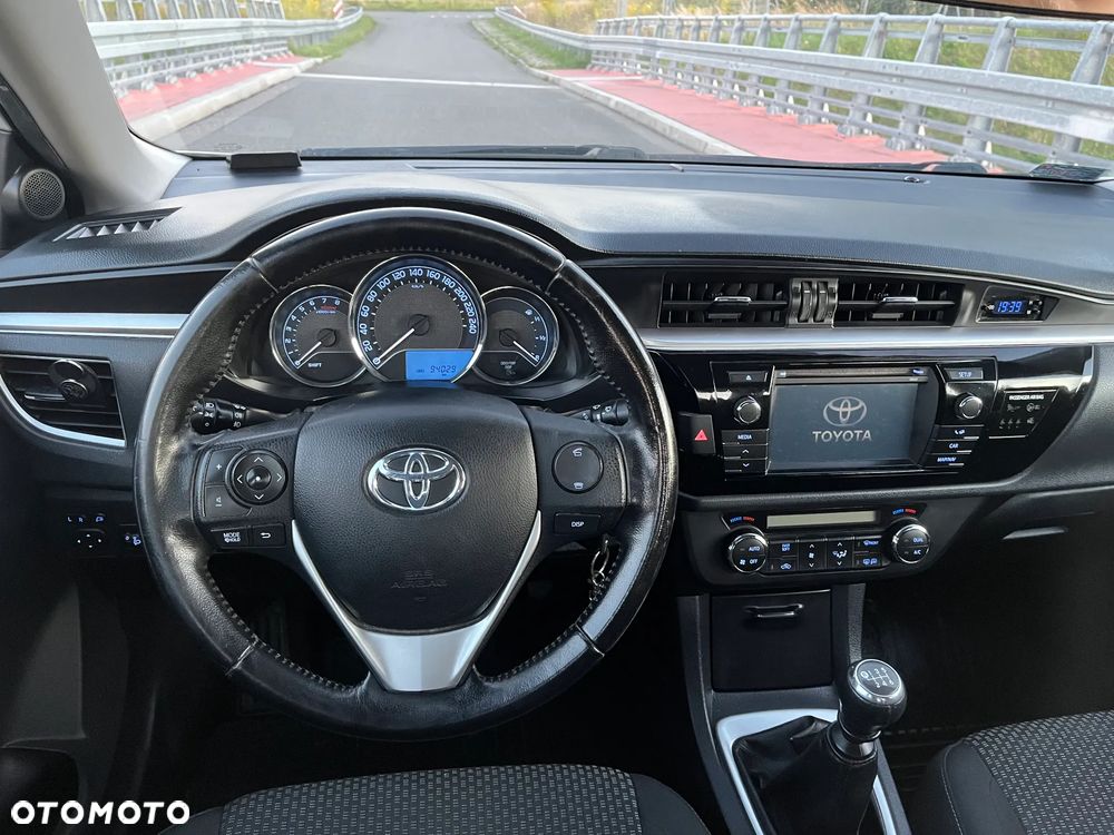 Toyota Corolla 1.6 Premium EU6 - 9