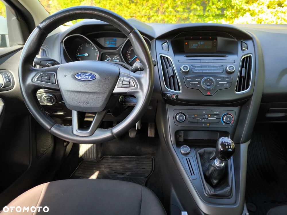 Ford Focus - 12