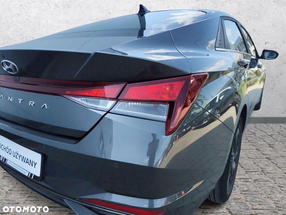 Hyundai Elantra - 29