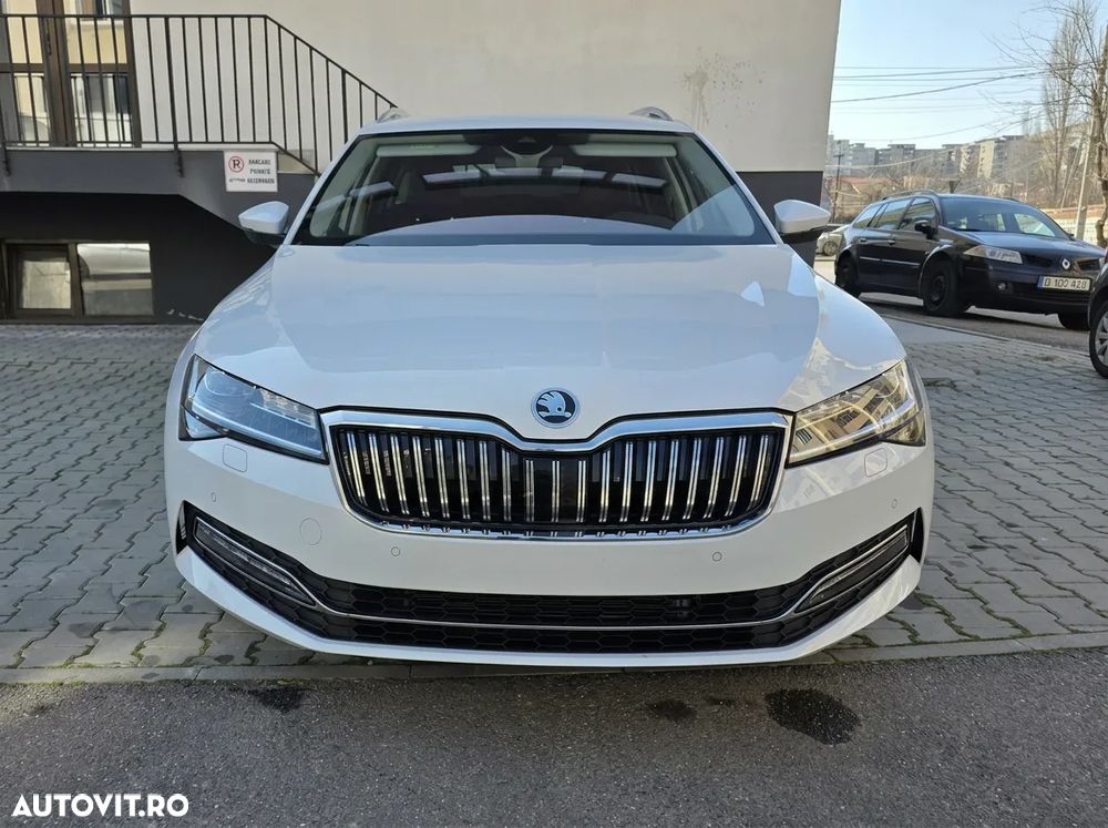 Skoda Superb 2.0 TDI 4X4 DSG Style - 2