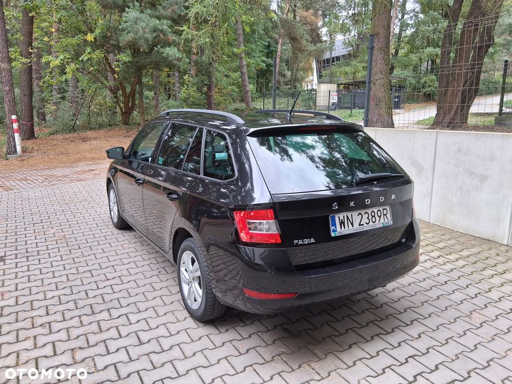 Skoda Fabia 1.0 TSI Ambition Plus - 9