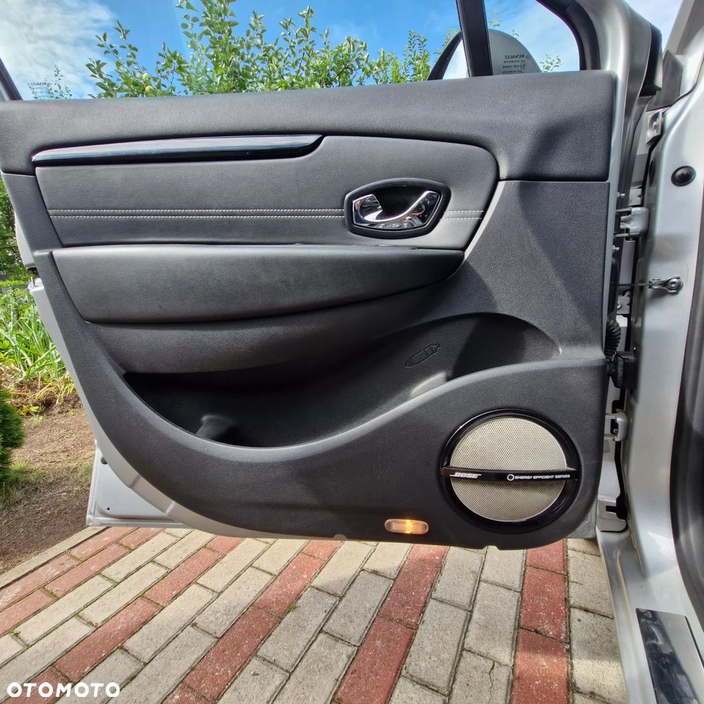 Renault Scenic Energy dCi 130 Start & Stop Euro 6 Bose Edition - 19