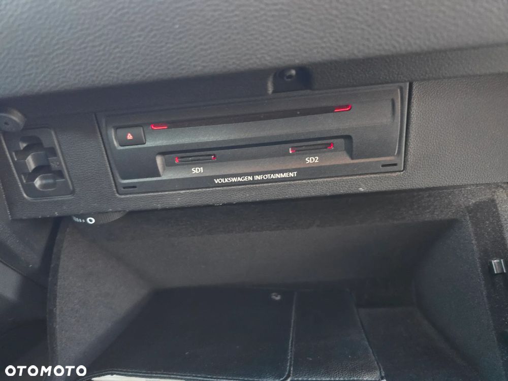 Volkswagen Passat 1.4 TSI ACT (BlueMotion Technology) Comfortline - 14