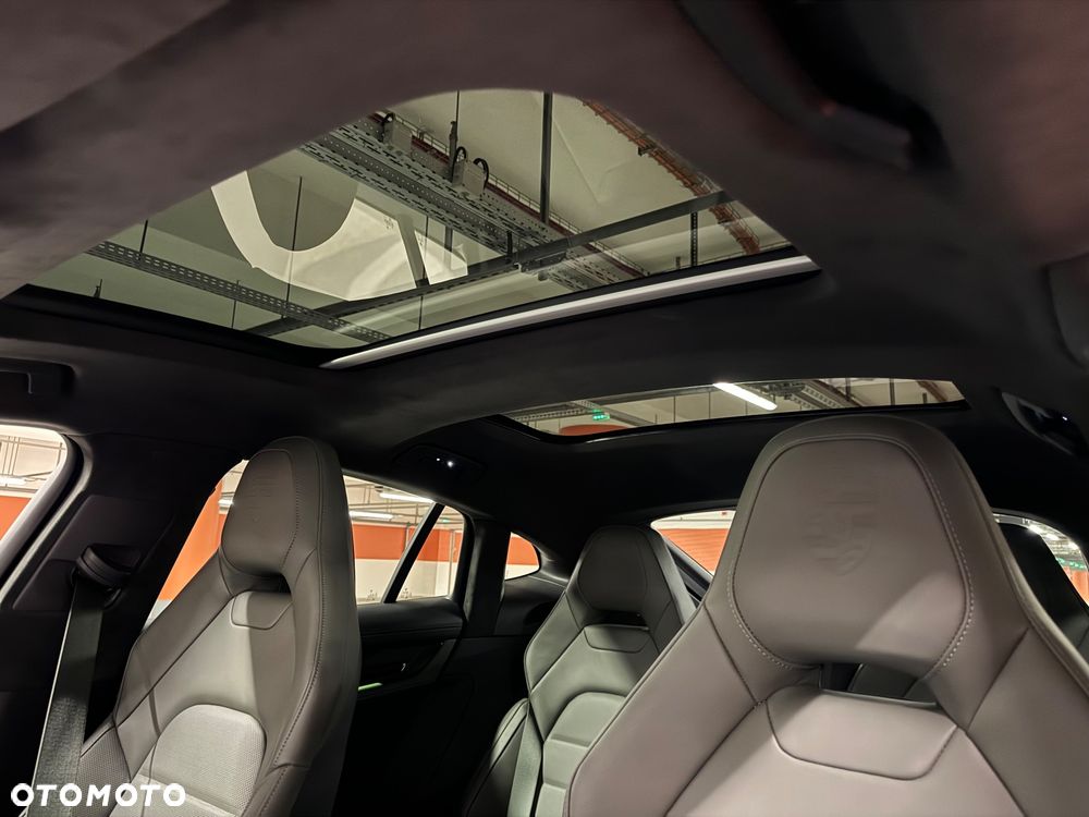 Porsche Panamera 4 E-Hybrid - 19