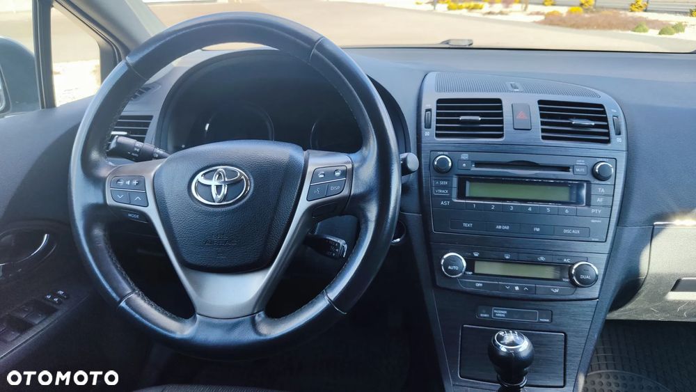 Toyota Avensis 2.0 D-4D Sol - 39