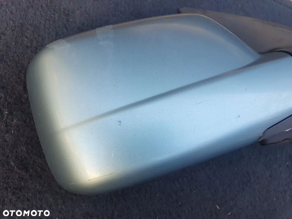 NISSAN X-TRAIL T30 LUSTERKO PRAWE 3PIN EUROPA - 1