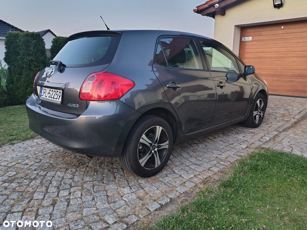 Toyota Auris 1.6 VVT-i Team - 6